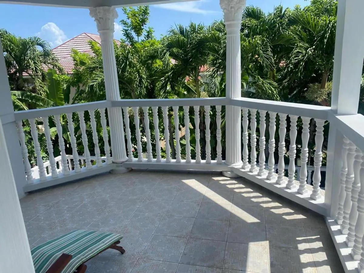 5-Bed Villa And Pool In Runaway Bay Jamaica Cardiff Hall