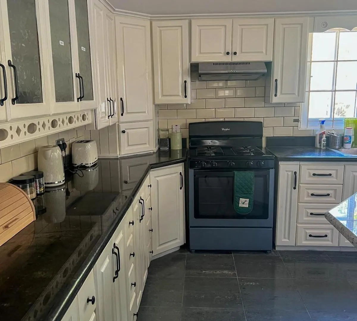 5-Bed Villa And Pool In Runaway Bay Jamaica Cardiff Hall