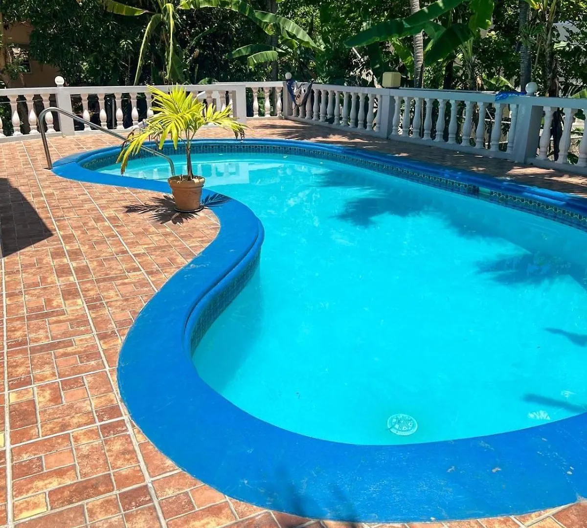 5-Bed Villa And Pool In Runaway Bay Jamaica Cardiff Hall